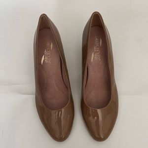 Aerosoles Womens Shore thing  Dress Pump 8.5M